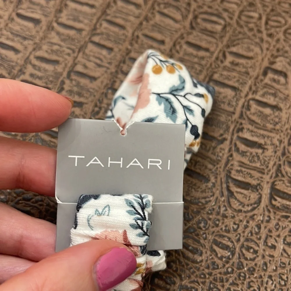 Tahari Floral Print Knot Headband White Pink Elastic Hair Accessory NWT